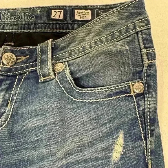 Miss Me Beautiful Bootcut Jeans Beaded Embroidered Flowers Rhinestones  
Sz
27 - Picture 15 of 16